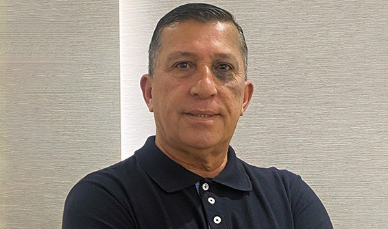 Zico,Rogerio(Mag) 24ago 02