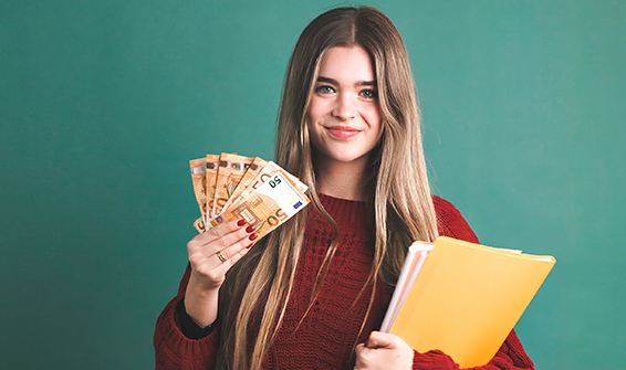 menina escola dinheiro
