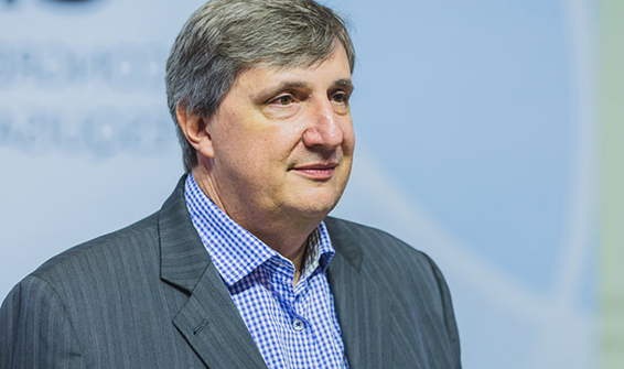 João Carlos Figueiredo1 Abipem