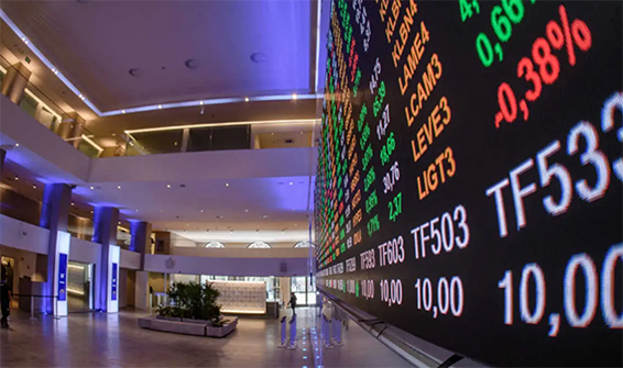 Ibovespa sobe 0,33% e encosta nos 200 mil pontos; dólar cai mais